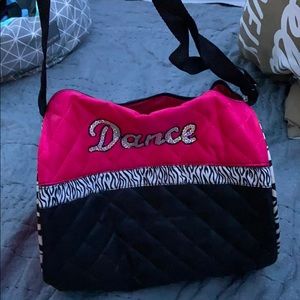 girl’s dance bag